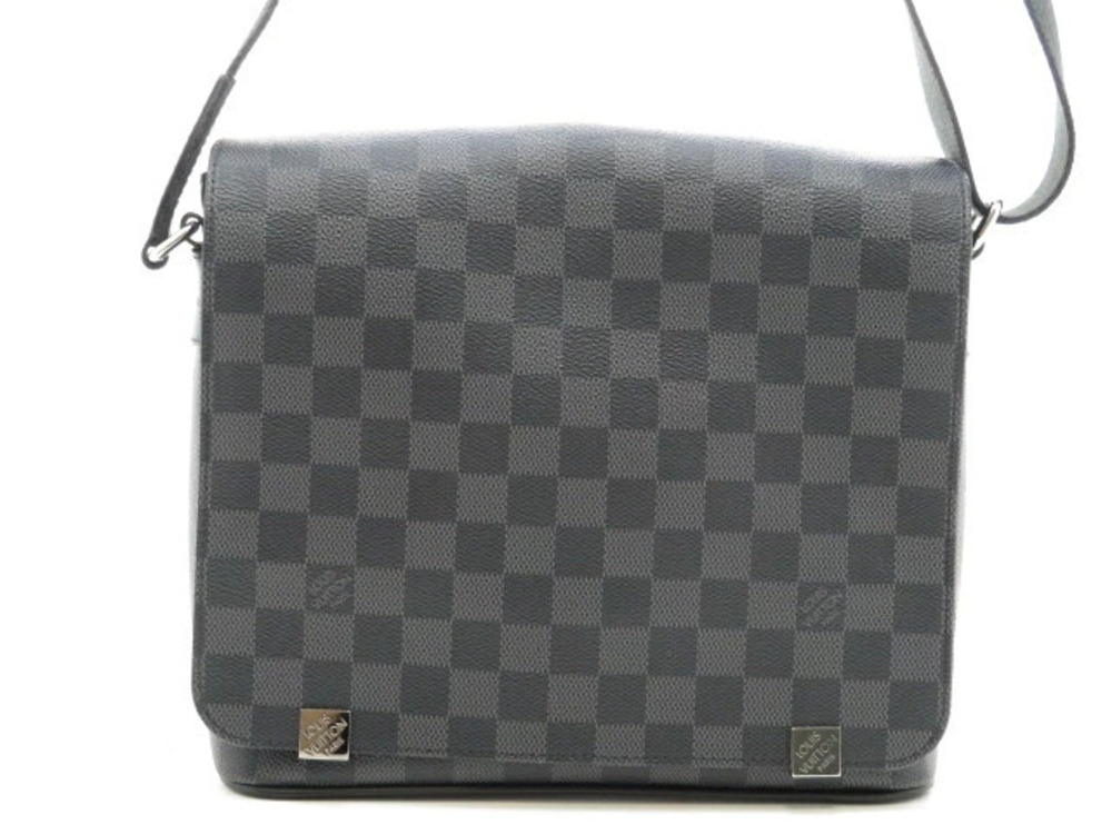 LOUIS VUITTON Shoulder Bag District NM Damier Graphite Black